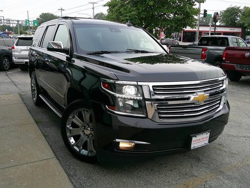 Used 2018 Chevrolet Tahoe Premier AWD/4WD image 4