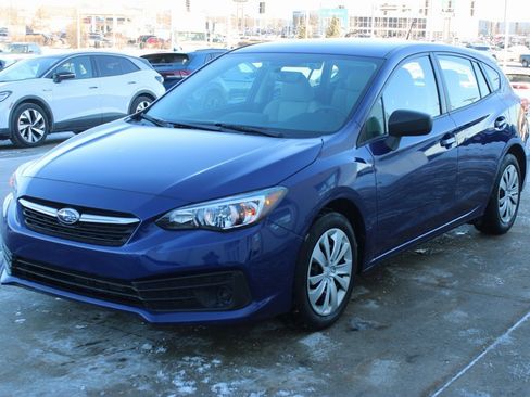 Used 2023 Subaru Impreza 2.0i image 3