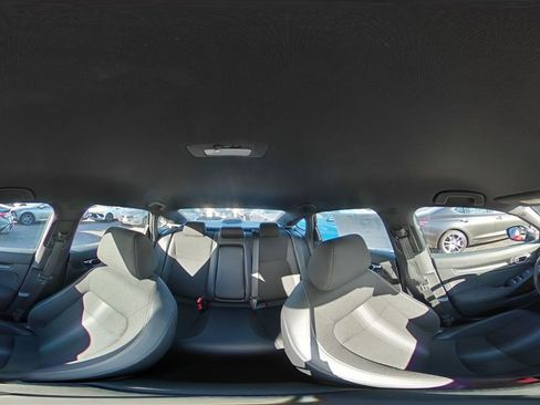 Used 2025 Honda Civic Sport image 40