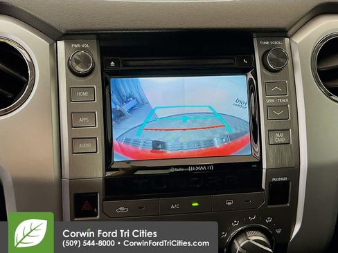 Used 2017 Toyota Tundra SR5 AWD/4WD image 18