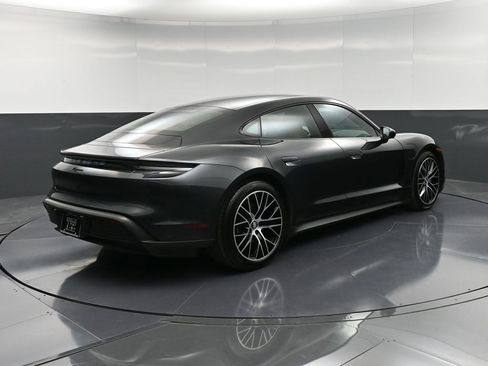 Certified 2022 Porsche Taycan image 8