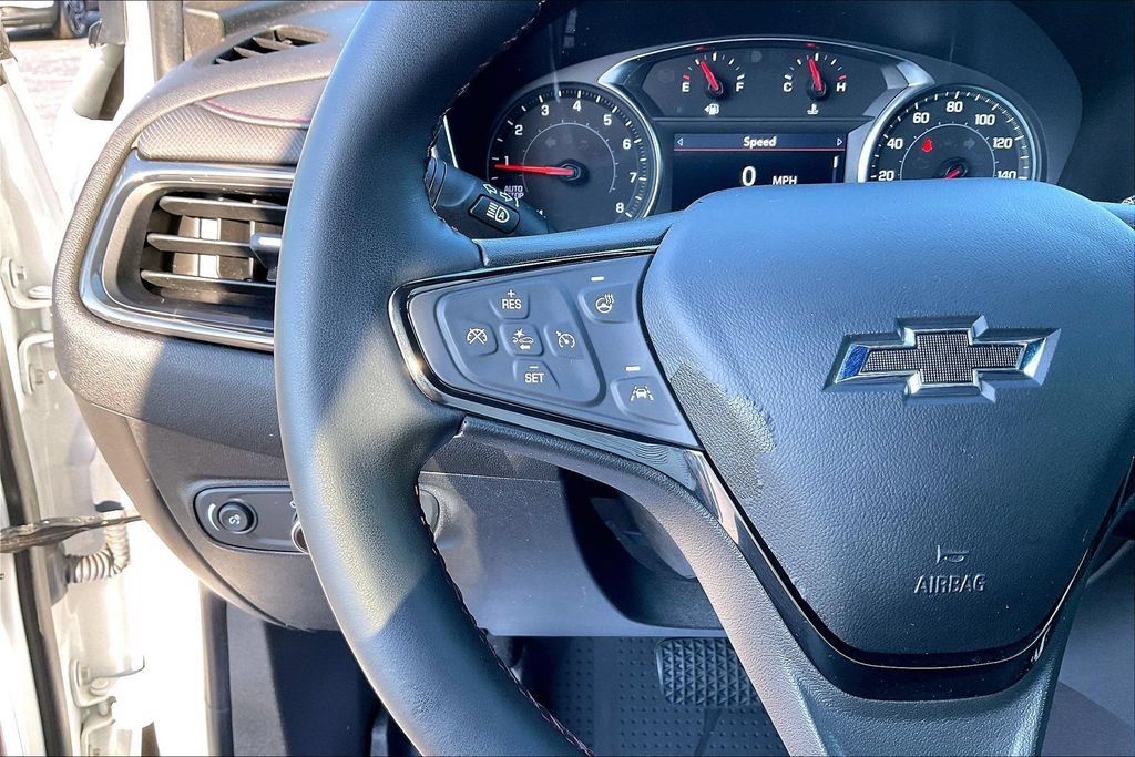 Used 2024 Chevrolet Equinox RS FWD image 12