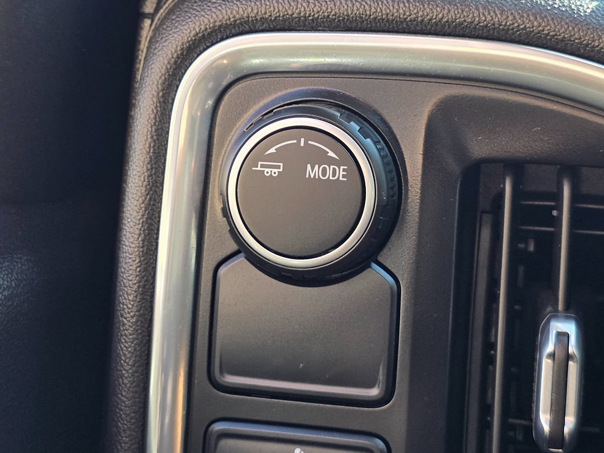 Used 2022 Chevrolet Silverado 1500 LT RWD image 50