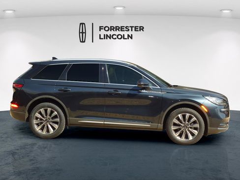 Used 2021 Lincoln Corsair Reserve w/ Equipment Group 201A image 2