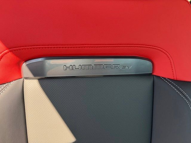 Certified 2026 GMC Hummer EV 3X w/ Carbon Fiber Edition Package AWD/4WD image 20