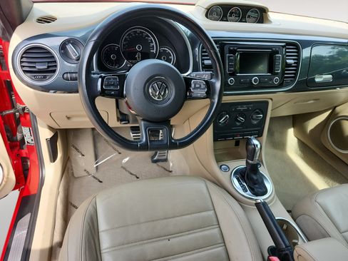 Used 2013 Volkswagen Beetle 2.0T FWD image 10