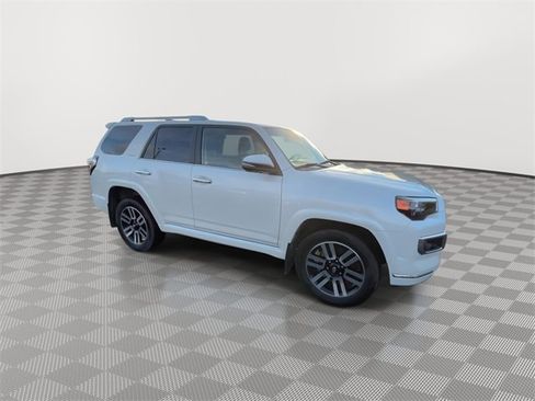 Used 2022 Toyota 4Runner Limited image 9