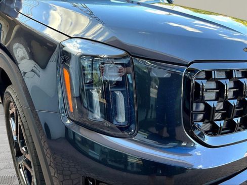 Used 2025 Kia Telluride EX X-Line AWD/4WD image 32