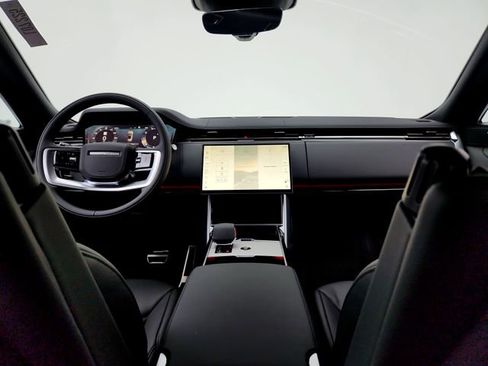 Certified 2024 Land Rover Range Rover SE AWD/4WD image 39