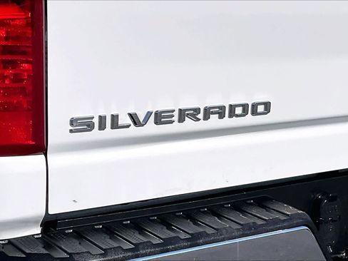 Used 2023 Chevrolet Silverado 2500 LT w/ Convenience Package AWD/4WD image 10