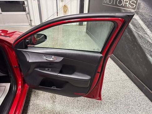 Used 2024 Kia Forte LXS FWD image 24