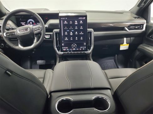 New 2026 GMC Yukon Elevation w/ LPO, Floor Liner Package image 5