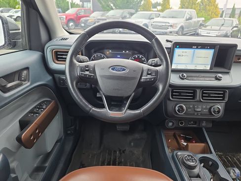 Used 2022 Ford Maverick Lariat FWD image 8