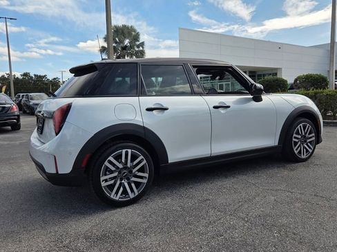 New 2026 MINI Cooper 4-Door Hardtop image 7