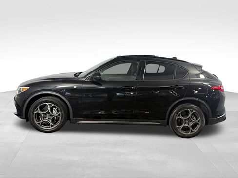 Used 2022 Alfa Romeo Stelvio Ti AWD/4WD image 9