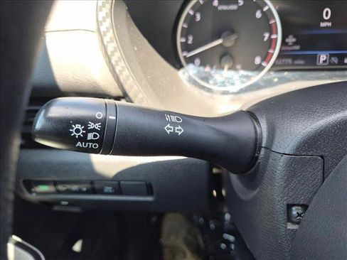 Used 2024 Nissan Sentra SV FWD image 15