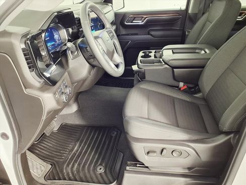 Used 2024 Chevrolet Silverado 1500 RST w/ Z71 Off-Road Package image 14