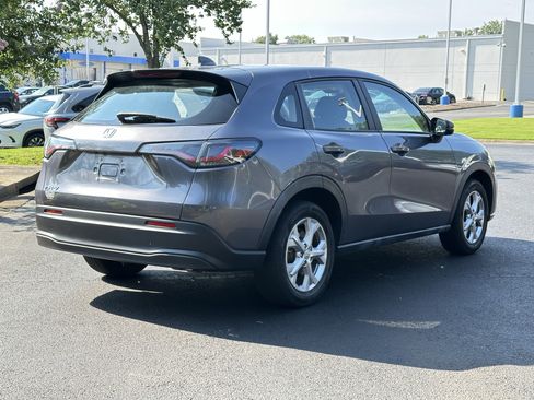Used 2023 Honda HR-V LX image 11