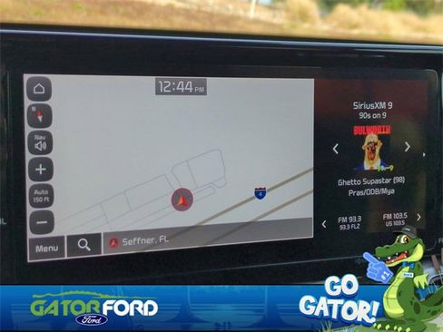 Used 2023 Kia Sorento S image 23