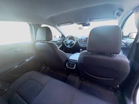 Used 2025 Chevrolet Malibu LT FWD image 27