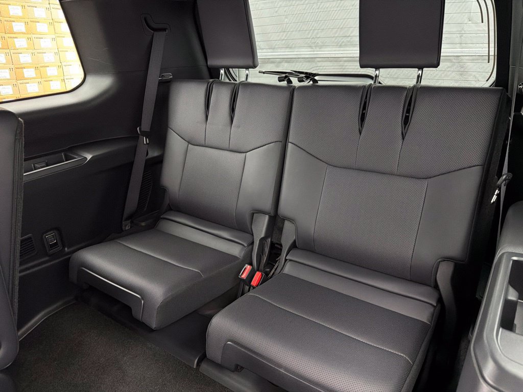 Used 2025 Lexus GX 550 AWD/4WD image 23