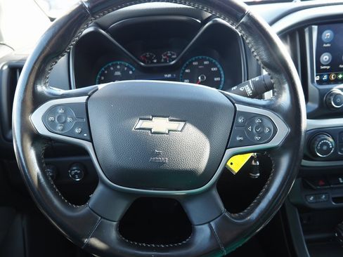 Used 2019 Chevrolet Colorado LT w/ LT Convenience Package image 17