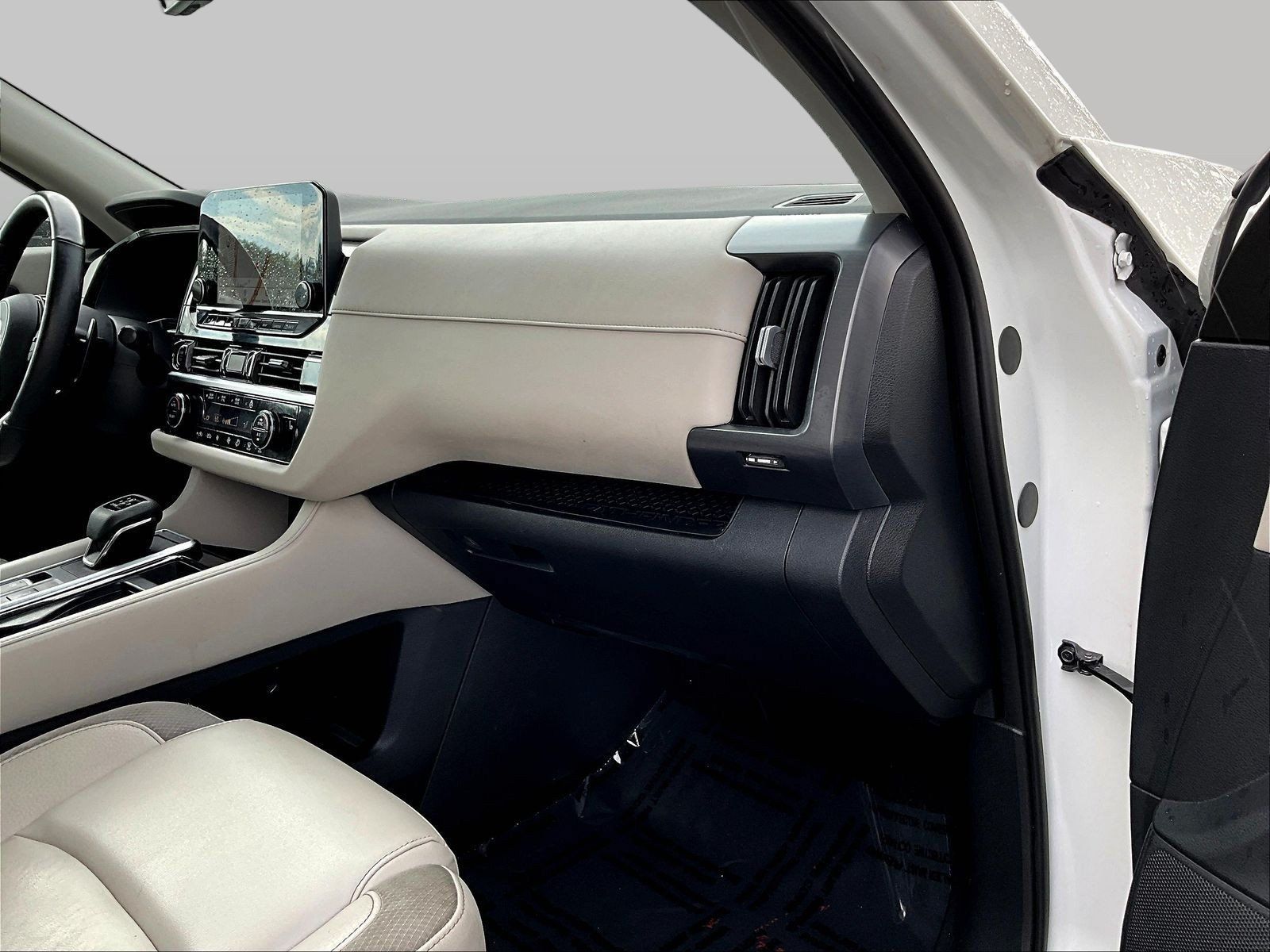 Certified 2023 Nissan Pathfinder SL AWD/4WD image 30