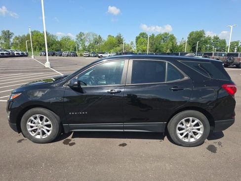 Used 2020 Chevrolet Equinox LS FWD image 13