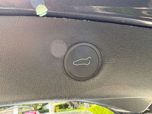 Used 2023 Tesla Model 3 Standard Range image 34