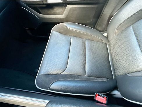 Used 2024 RAM 1500 Laramie image 24