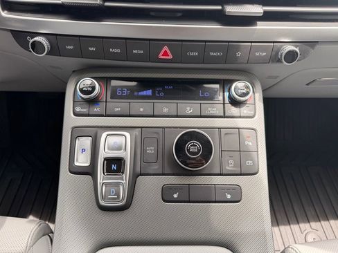 Used 2025 Hyundai Palisade SEL FWD image 35