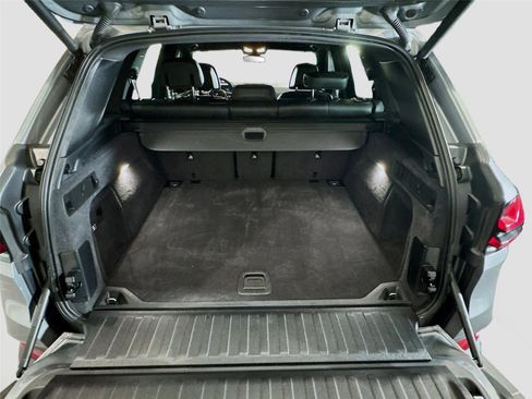 Used 2024 BMW X5 sDrive40i image 17