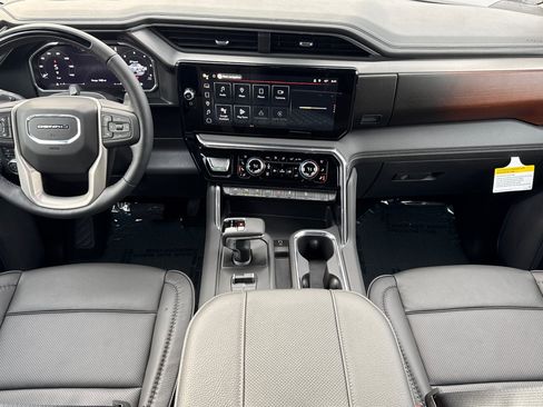 New 2026 GMC Sierra 1500 Denali image 10