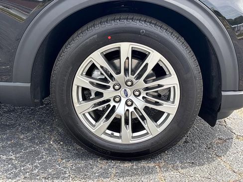 New 2026 Ford Explorer Platinum RWD image 11