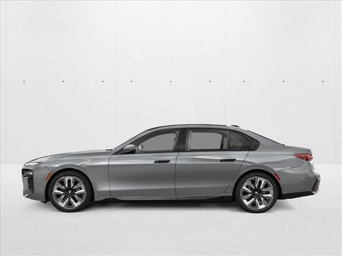 New 2026 BMW 740i image 3
