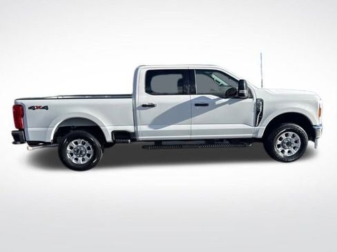 Used 2024 Ford F250 XLT image 6