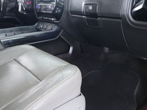 Used 2015 Chevrolet Silverado 2500 LTZ w/ Duramax Plus Package image 38
