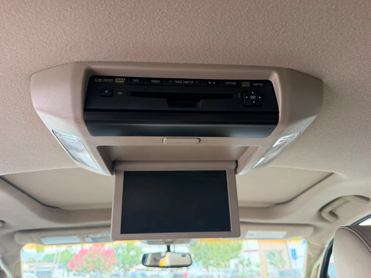 Used 2008 Toyota Sequoia SR5 AWD/4WD image 16