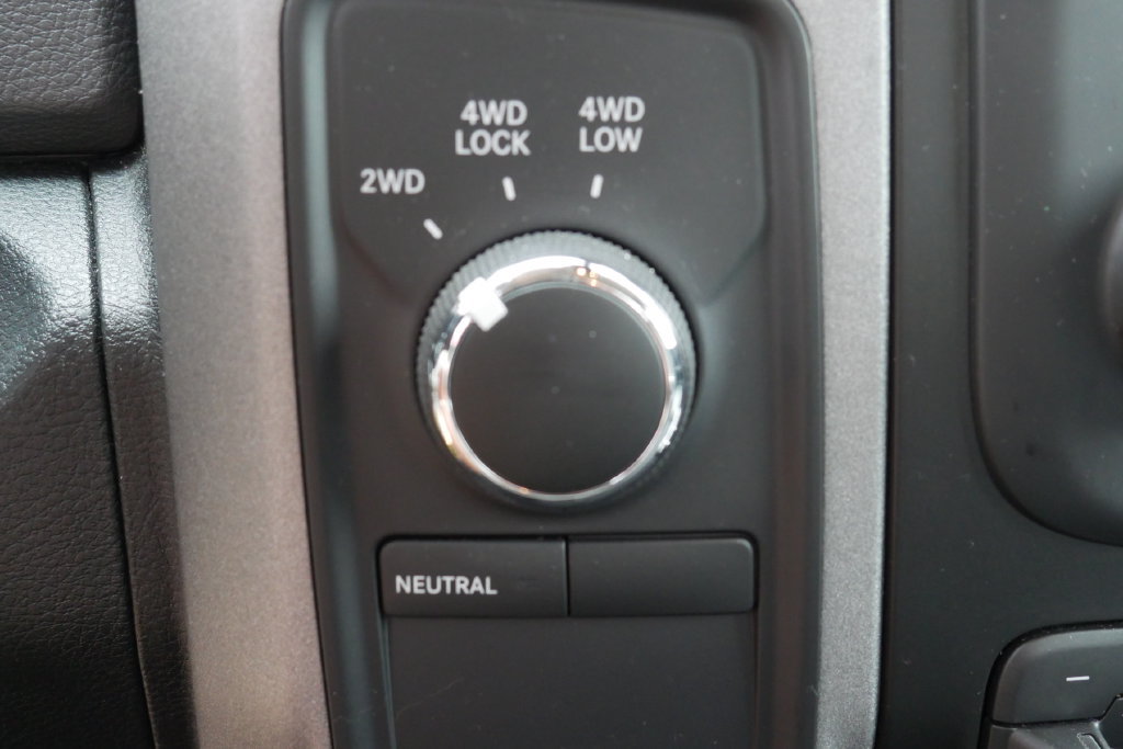 Used 2016 RAM 3500 Tradesman w/ Chrome Appearance Group AWD/4WD image 27