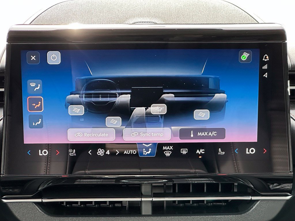New 2026 Lincoln Nautilus Reserve AWD/4WD image 13