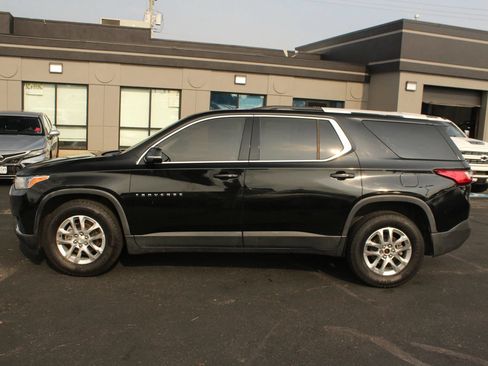 Used 2018 Chevrolet Traverse LT AWD/4WD image 5