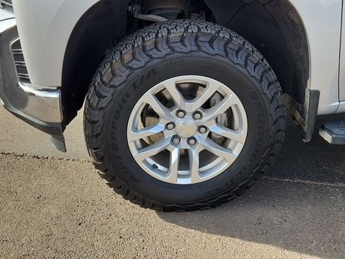 Used 2020 Chevrolet Silverado 1500 LT w/ Texas Edition image 7