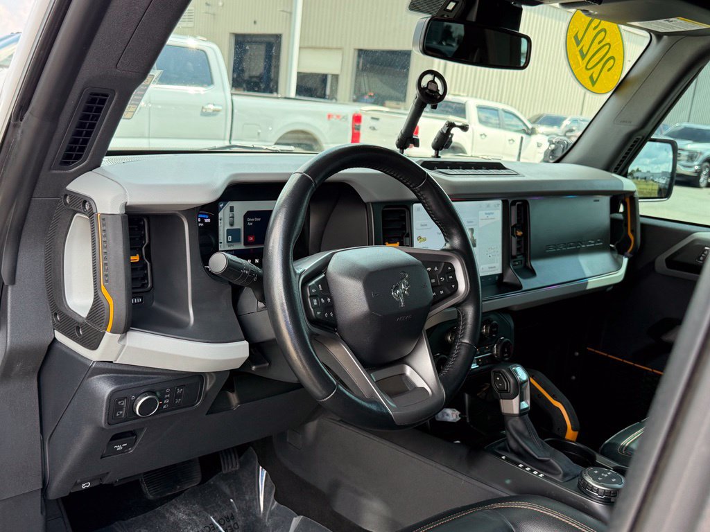 Used 2022 Ford Bronco Badlands AWD/4WD image 4