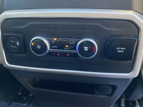 Certified 2023 Ford Expedition Limited image 45