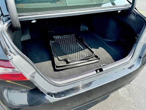 Used 2024 Toyota Camry SE FWD image 14