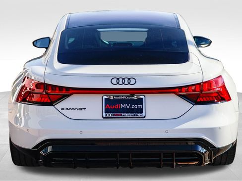 Used 2023 Audi e-tron GT Prestige image 5