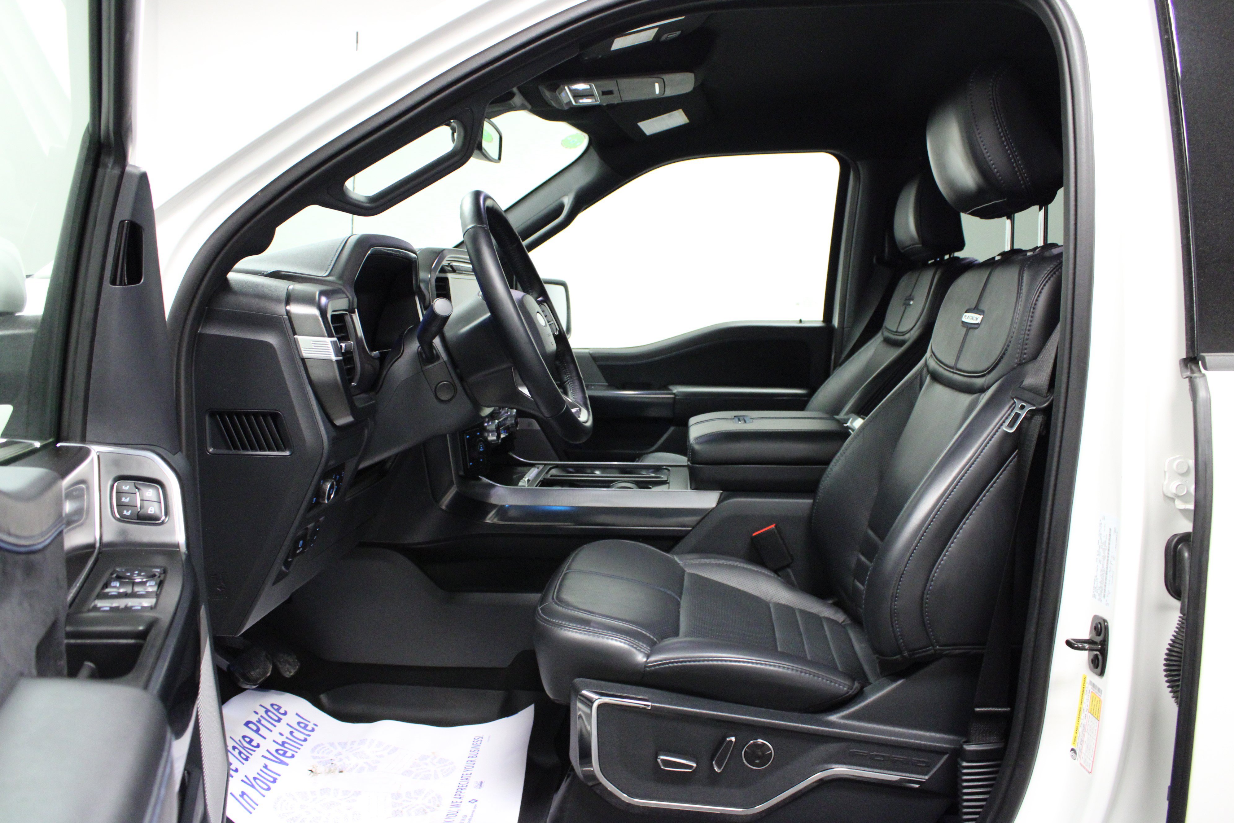Used 2025 Ford F150 Platinum w/ FX4 Off-Road Package AWD/4WD image 12