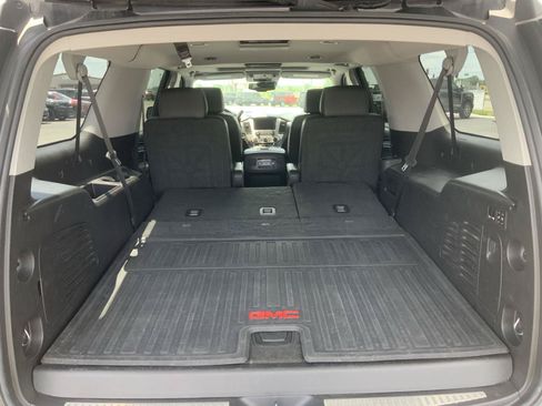 Used 2018 GMC Yukon XL Denali w/ Denali Ultimate Package AWD/4WD image 12