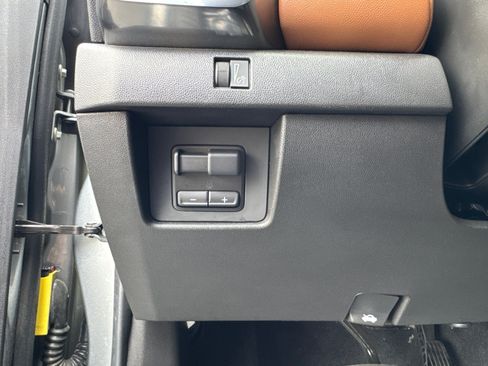 Certified 2025 GMC Canyon AT4 AWD/4WD image 23