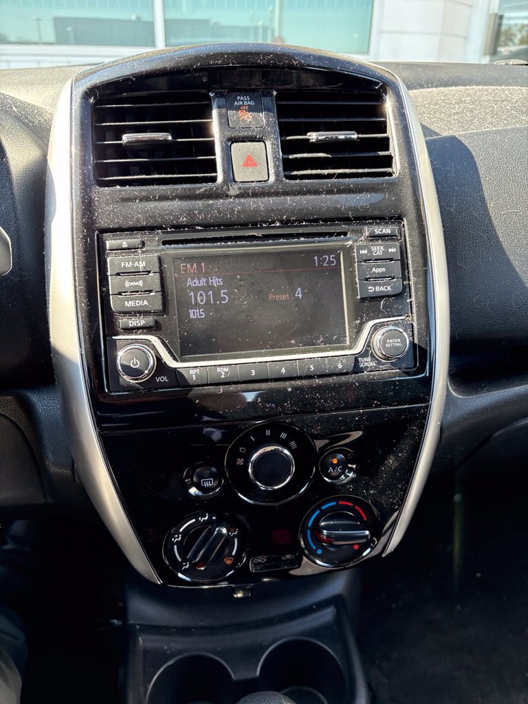 Used 2015 Nissan Versa Note SR FWD image 11